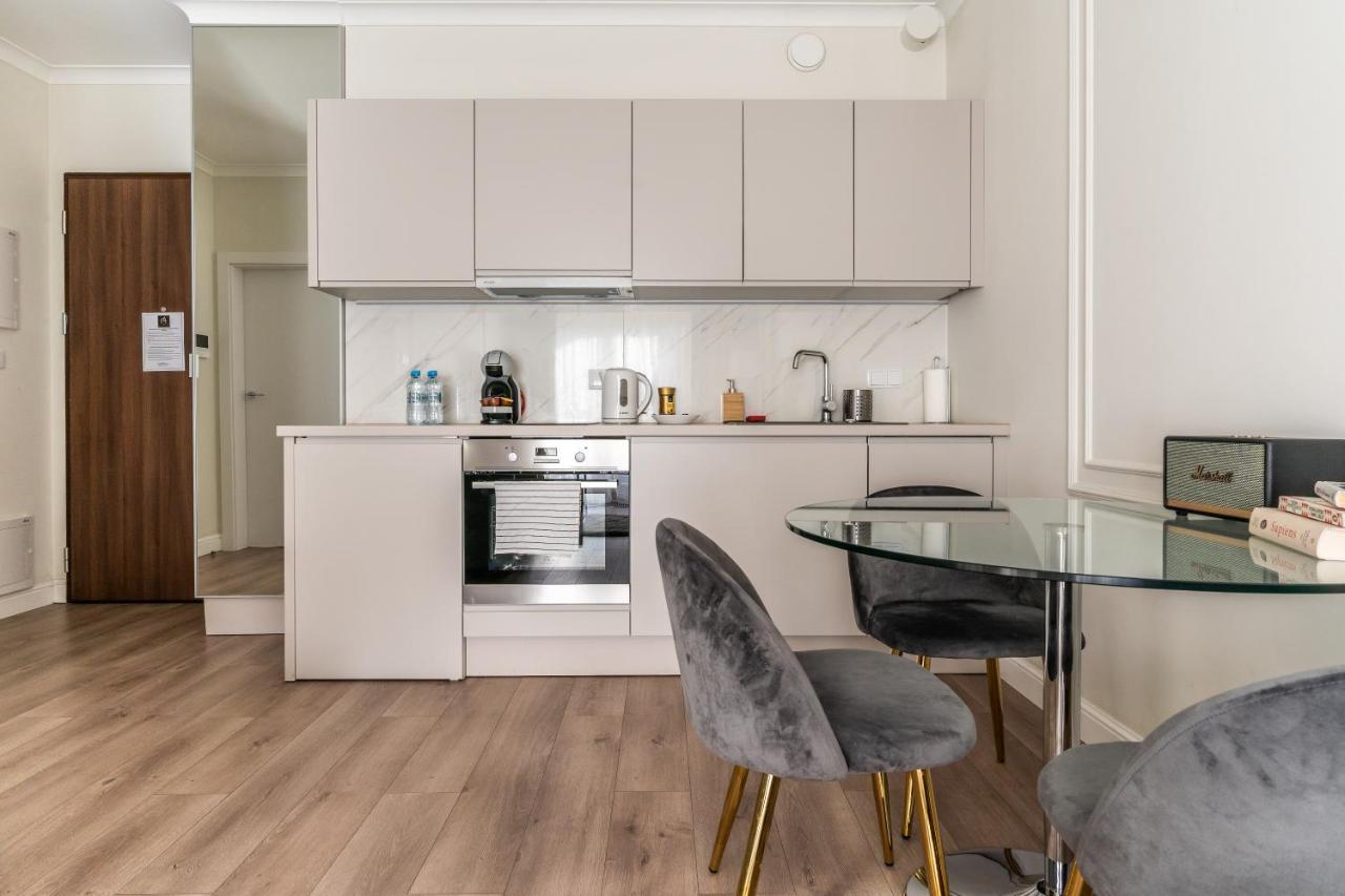Apartamenty Mennica Residence - Golden Apartments Варшава Экстерьер фото