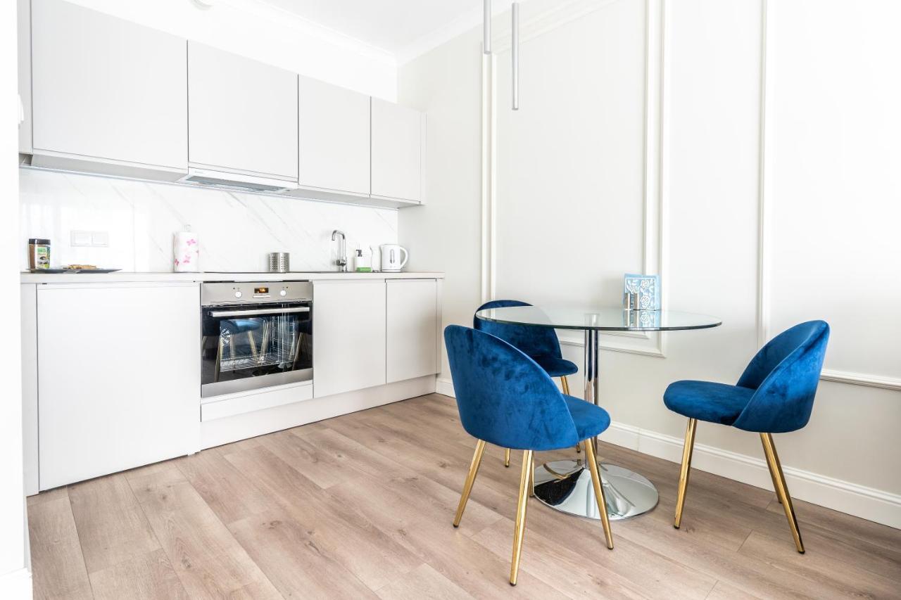 Apartamenty Mennica Residence - Golden Apartments Варшава Экстерьер фото